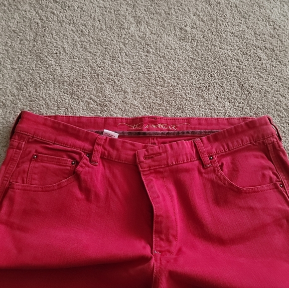 Old Navy Women's ♥️ Red Stretch Jeans the Sweetheart fit-size 16 - Picture 3 of 6